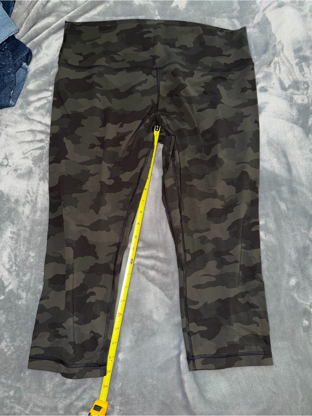 Lululemon cropped leggings